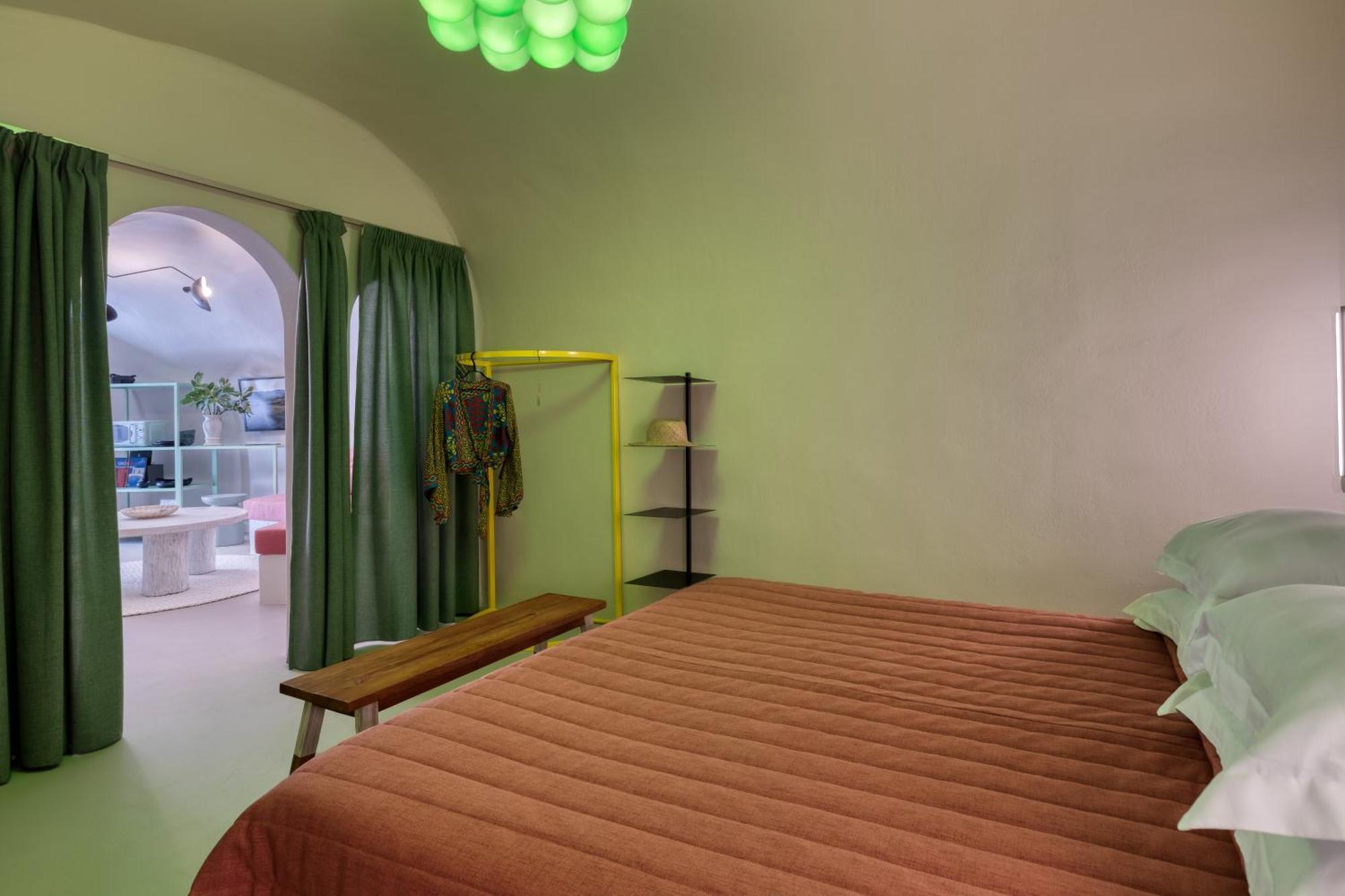 Hermes Cave House By Oias Local Cave Houses Exteriör bild